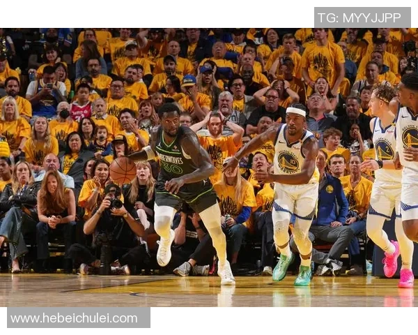 朱利叶斯兰德尔如何在NBA赛场上展现个人魅力与团队精神